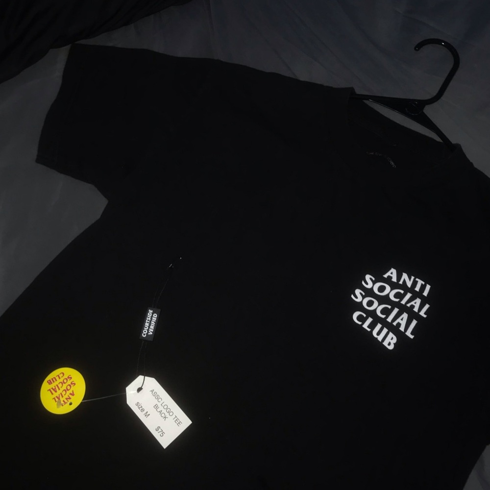 Authentic Anti Social Social Club Tee (M)